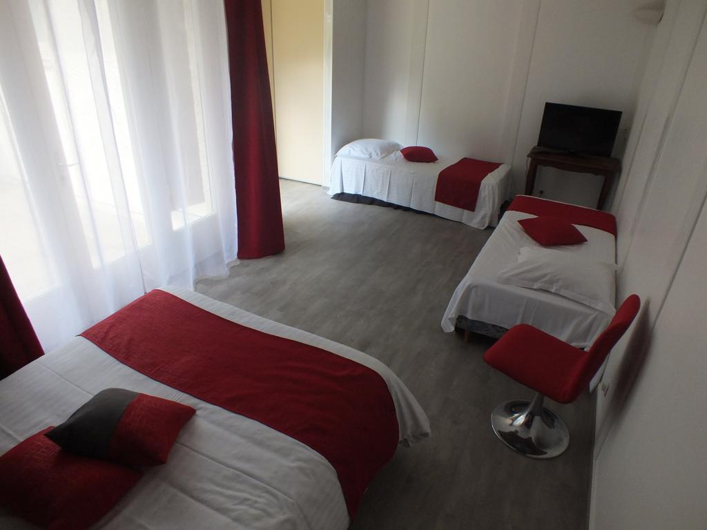 Hotel Restaurant Le Manguier Peyrat-de-Bellac Номер фото